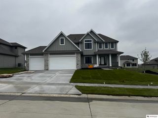 12616 S 78th Avenue, Papillion, NE 68046