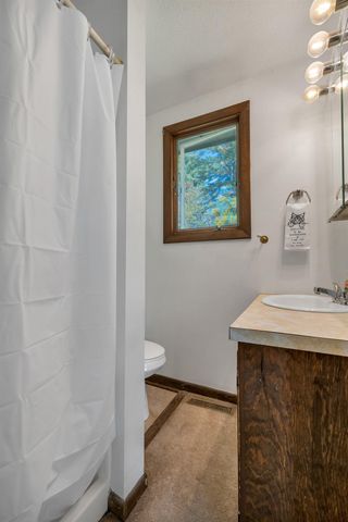 37 Bowman Road, Alton, NH 03809