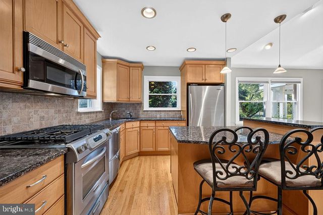 840 PEMBROKE RD, Rydal, PA 19046
