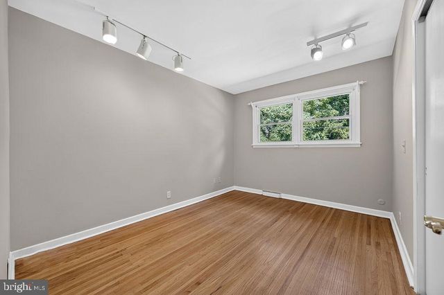840 PEMBROKE RD, Rydal, PA 19046