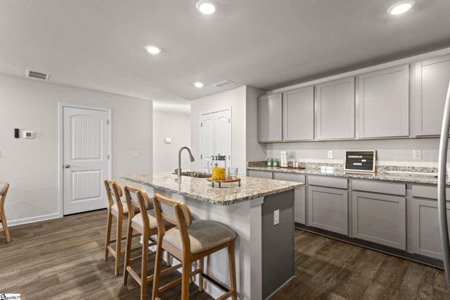 105 Green Pasture Road, Fountain Inn, SC 29664