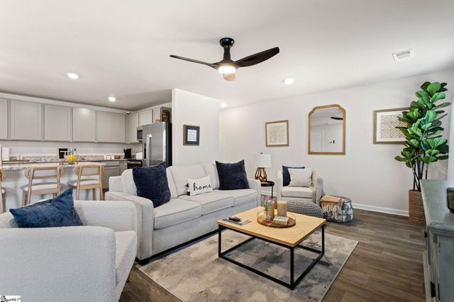 105 Green Pasture Road, Fountain Inn, SC 29664