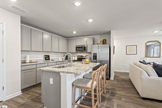 105 Green Pasture Road, Fountain Inn, SC 29664