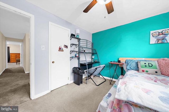 34 BUTTERNUT DR, Hatboro, PA 19040