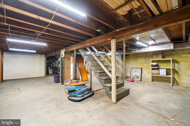 34 BUTTERNUT DR, Hatboro, PA 19040
