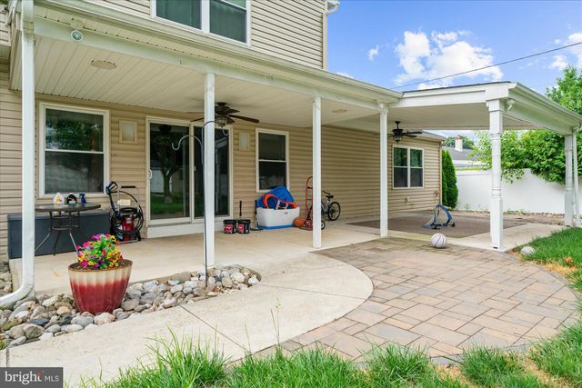 34 BUTTERNUT DR, Hatboro, PA 19040