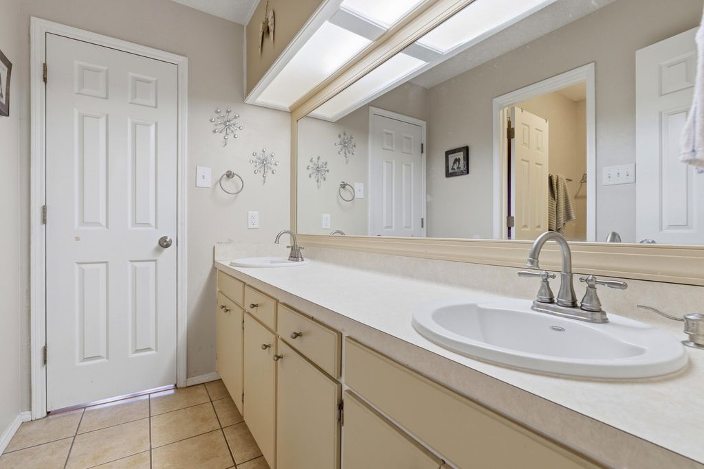 Image 18 of property listing at 3613 High Meadow Drive, San Angelo, TX 76904
