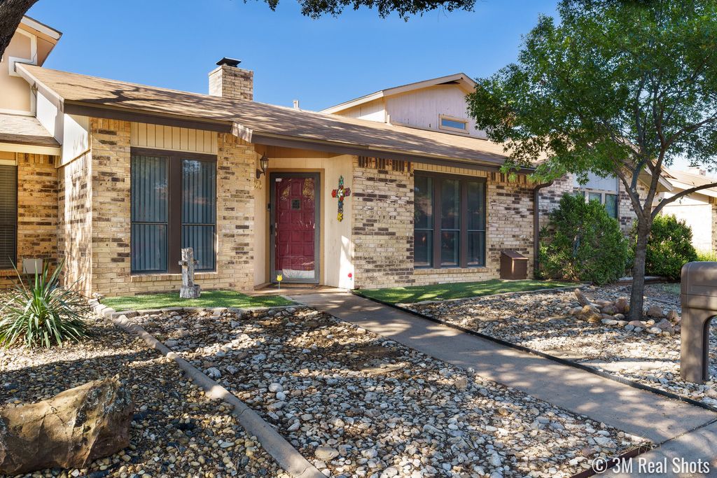 Image 3 of property listing at 3613 High Meadow Drive, San Angelo, TX 76904