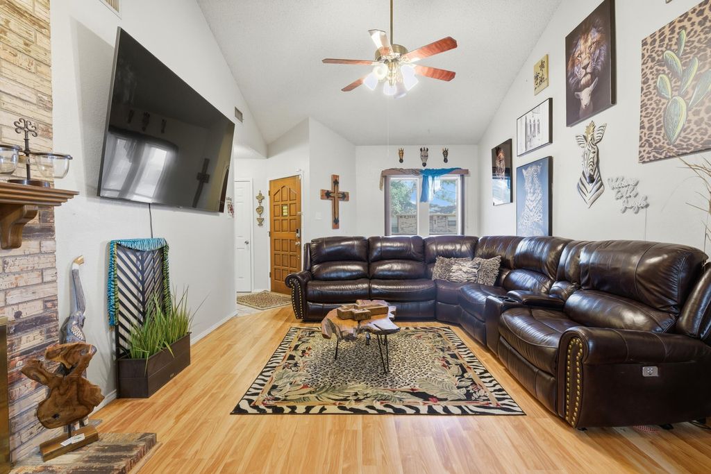 Image 4 of property listing at 3613 High Meadow Drive, San Angelo, TX 76904