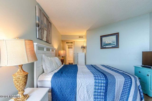 2000 New River Inlet Road 1109, North Topsail Beach, NC 28460