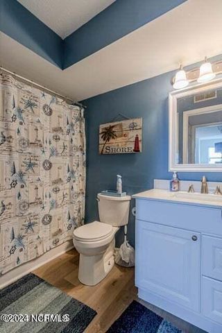 2000 New River Inlet Road 1109, North Topsail Beach, NC 28460