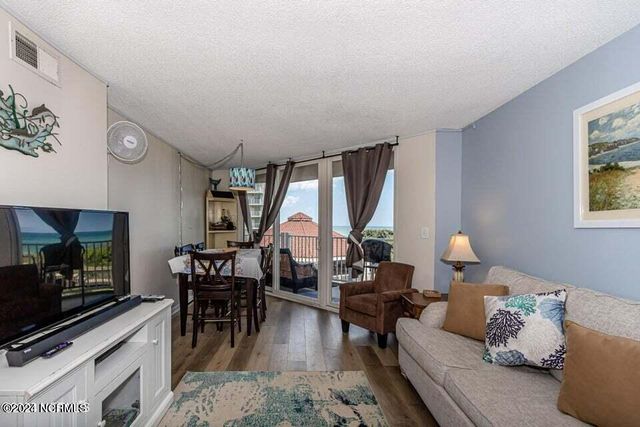 2000 New River Inlet Road 1109, North Topsail Beach, NC 28460