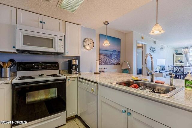 2000 New River Inlet Road 1109, North Topsail Beach, NC 28460