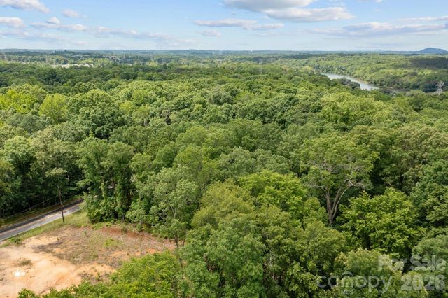 1607 Hart Road, Charlotte, NC 28214