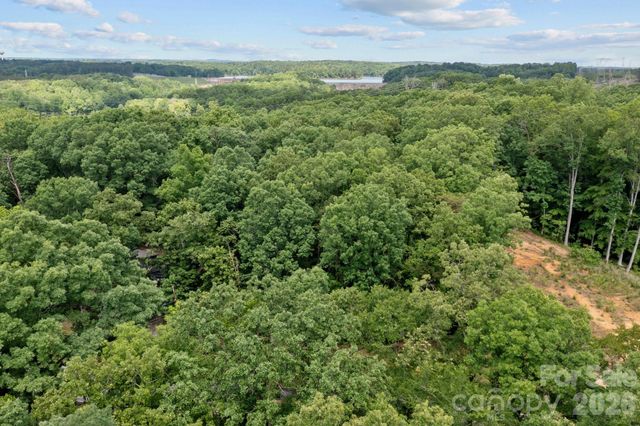 1607 Hart Road, Charlotte, NC 28214