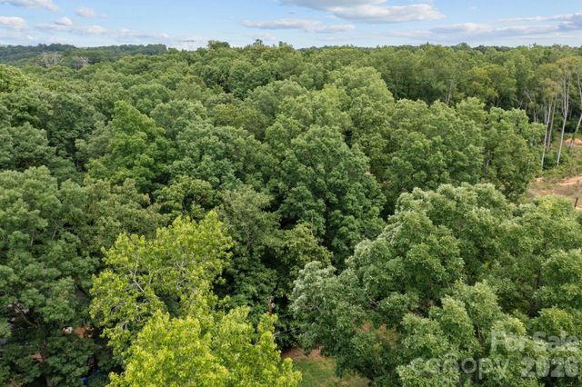 1607 Hart Road, Charlotte, NC 28214