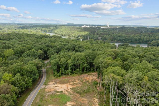 1607 Hart Road, Charlotte, NC 28214