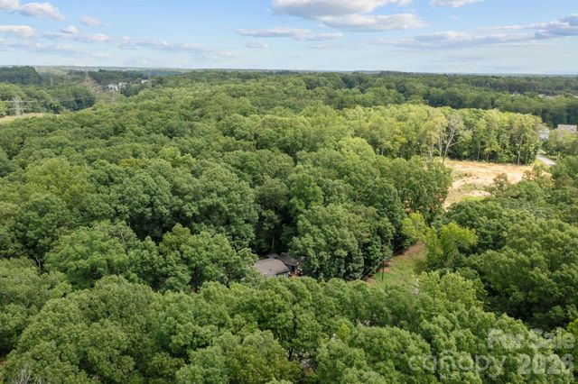 1607 Hart Road, Charlotte, NC 28214
