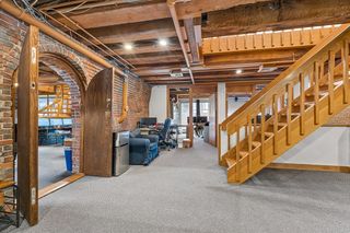 83 Atlantic Ave B, Boston, MA 02110