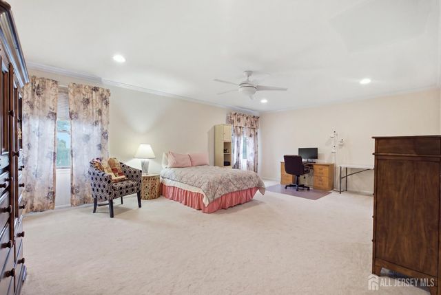 4 Victoria Way, South Brunswick, NJ 08824