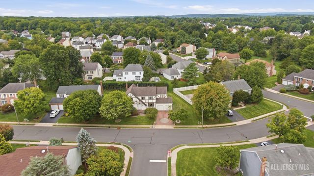 4 Victoria Way, South Brunswick, NJ 08824