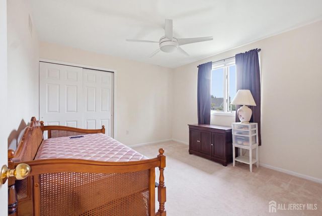 4 Victoria Way, South Brunswick, NJ 08824
