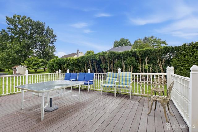 4 Victoria Way, South Brunswick, NJ 08824