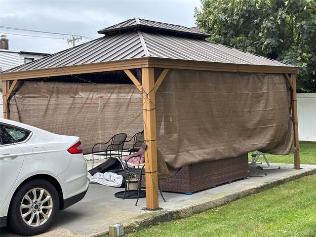 120 Lincoln Place, Massapequa, NY 11758