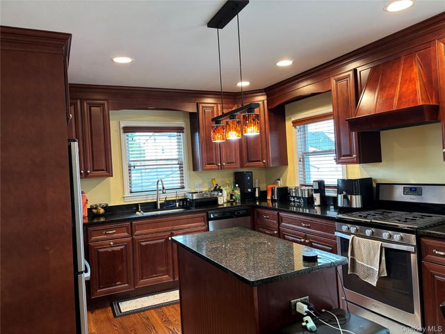 120 Lincoln Place, Massapequa, NY 11758