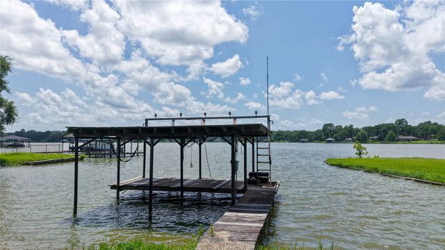 109 Arrow Way, Gun Barrel City, TX 75156
