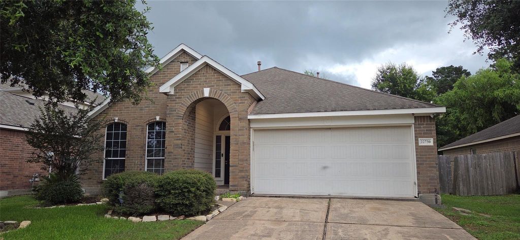 22730 Hearthstone Hill Lane, Spring, TX 77373