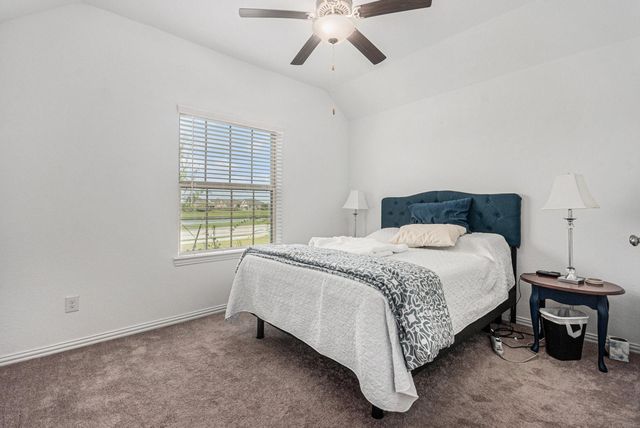 15214 Lake Front Drive, Mont Belvieu, TX 77523