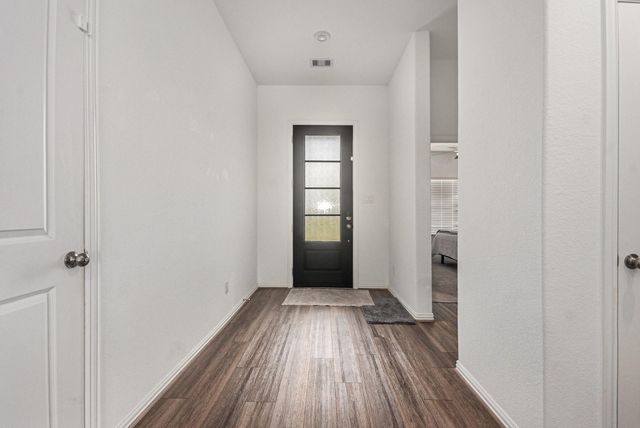 15214 Lake Front Drive, Mont Belvieu, TX 77523