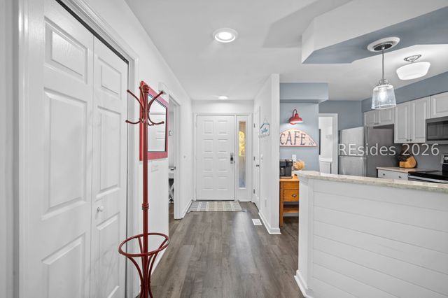 100 Colonnade Drive 143, Hilton Head Island, SC 29928