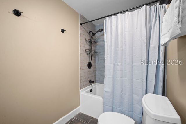 100 Colonnade Drive 143, Hilton Head Island, SC 29928