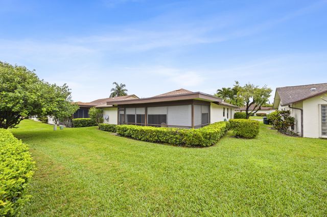 3267 Shadow Wood Drive, Greenacres, FL 33463