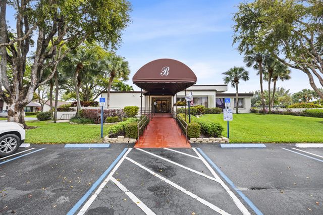 3267 Shadow Wood Drive, Greenacres, FL 33463