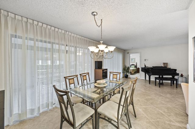 3267 Shadow Wood Drive, Greenacres, FL 33463