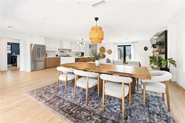 2611 Westminster, Costa Mesa, CA 92627