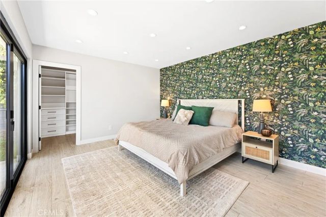2611 Westminster, Costa Mesa, CA 92627