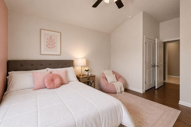 2807 Jordan Creek Court, League City, TX 77573