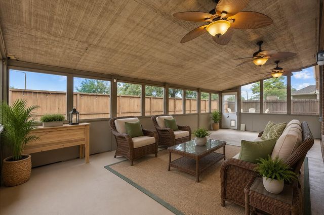 2807 Jordan Creek Court, League City, TX 77573