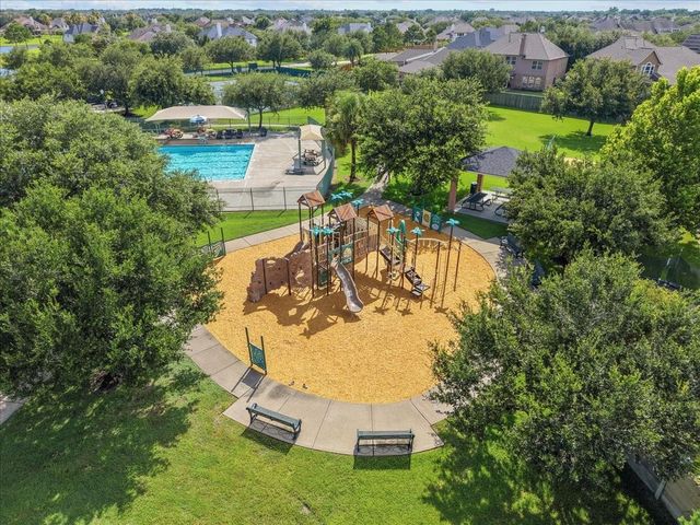 2807 Jordan Creek Court, League City, TX 77573