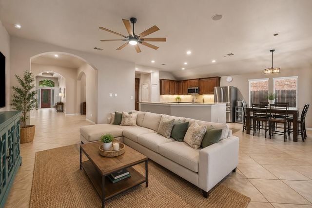 2807 Jordan Creek Court, League City, TX 77573
