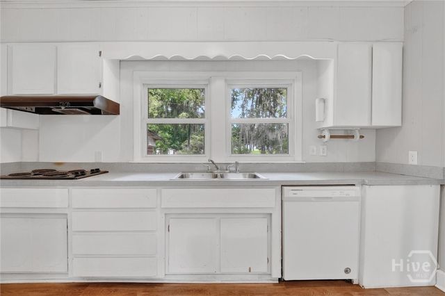 520 Talmadge Avenue, Savannah, GA 31408