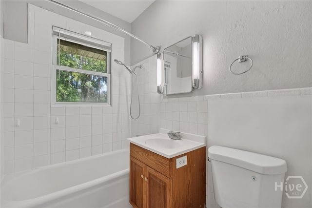 520 Talmadge Avenue, Savannah, GA 31408