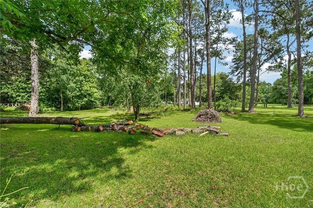 520 Talmadge Avenue, Savannah, GA 31408