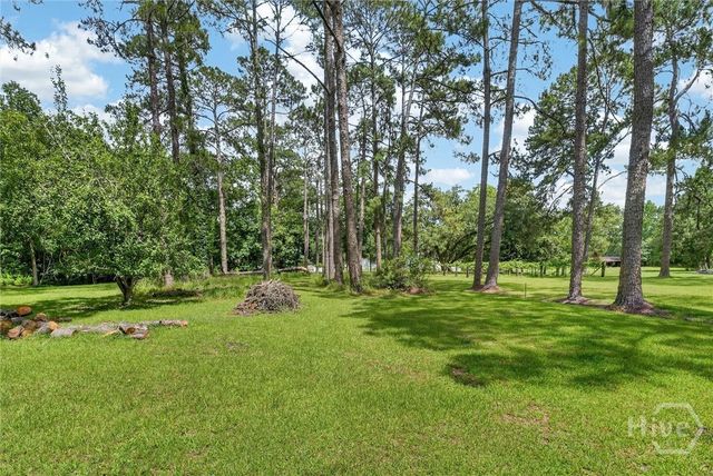 520 Talmadge Avenue, Savannah, GA 31408