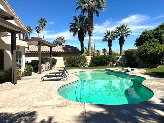 76961 Sheffield Court, Palm Desert, CA 92211