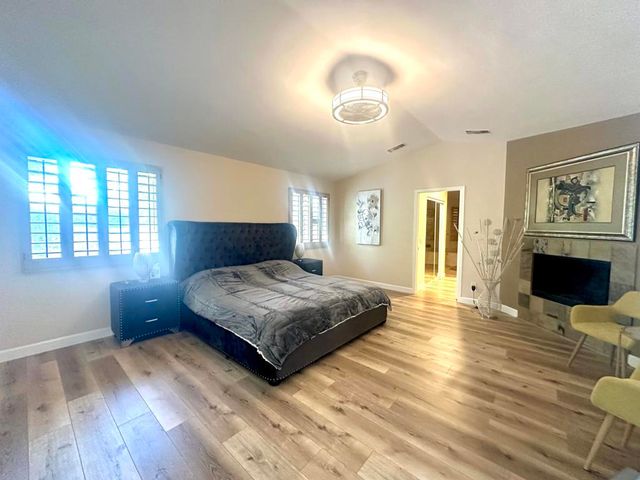 76961 Sheffield Court, Palm Desert, CA 92211